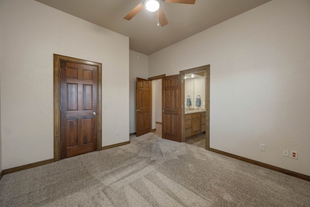 Custom-Built Home for Sale on One Acre in Las Cruces, NM - image 28