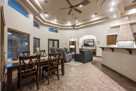 Custom-Built Home for Sale on One Acre in Las Cruces, NM - image 6