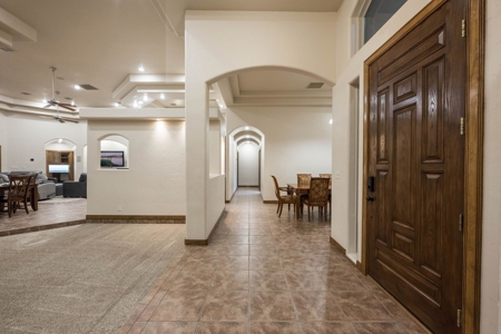 Custom-Built Home for Sale on One Acre in Las Cruces, NM - image 4