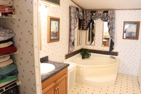 Ranch Home on Large Lot With Barn For Sale in Croton, Ohio! - image 20