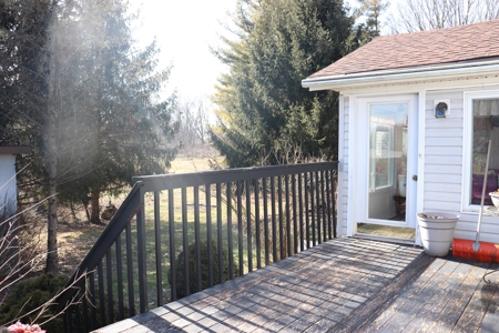 Ranch Home on Large Lot With Barn For Sale in Croton, Ohio! - image 10