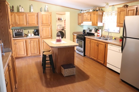 Ranch Home on Large Lot With Barn For Sale in Croton, Ohio! - image 16