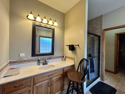 Spacious Home on 2.5 Acres with In-Ground Pool in Ava, MO - image 19