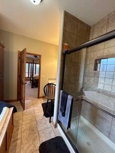 Spacious Home on 2.5 Acres with In-Ground Pool in Ava, MO - image 14