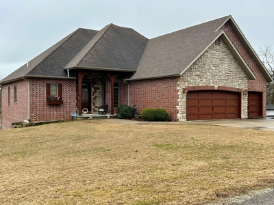 Spacious Home on 2.5 Acres with In-Ground Pool in Ava, MO - image 44
