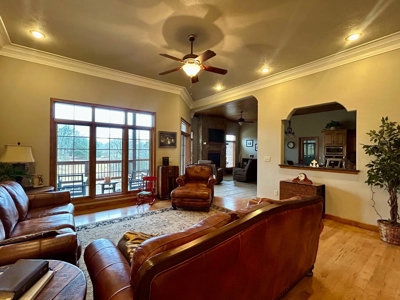 Spacious Home on 2.5 Acres with In-Ground Pool in Ava, MO - image 46