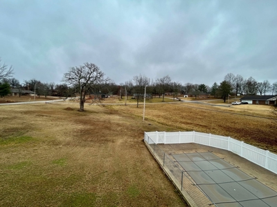 Spacious Home on 2.5 Acres with In-Ground Pool in Ava, MO - image 40