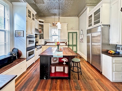 Historic 5 Bedroom Home in Summit, MS - image 7