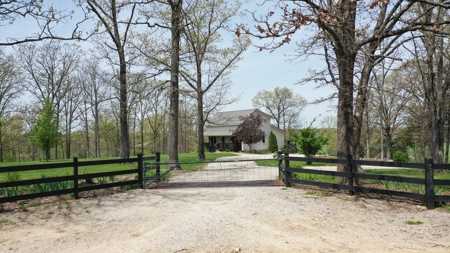 Country Home for Sale in Salem, Missouri - image 49