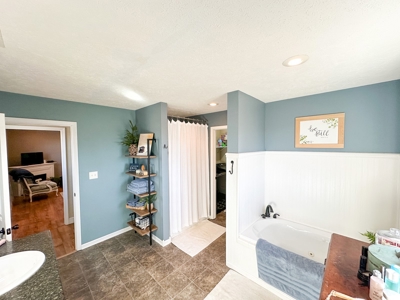 Country Home for Sale in Salem, Missouri - image 6