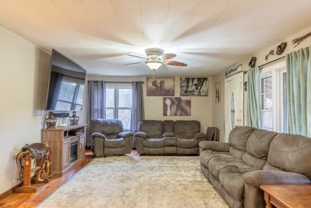 Established Horse Farm for Sale in the Howell County Ozarks - image 4