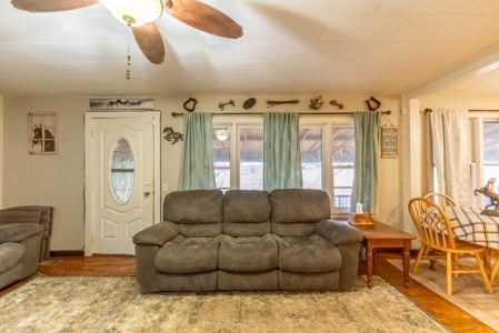 Established Horse Farm for Sale in the Howell County Ozarks - image 6