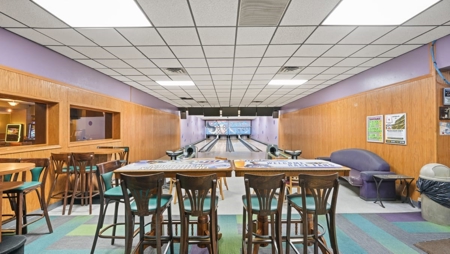 Turnkey Family-Owned Restaurant, Bar & Entertainment Center - image 15