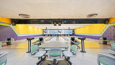 Turnkey Family-Owned Restaurant, Bar & Entertainment Center - image 9