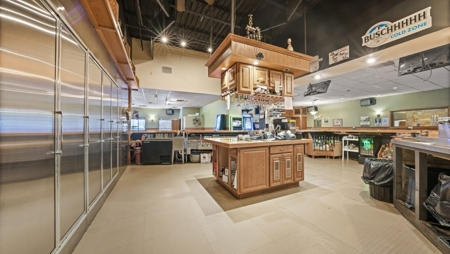 Turnkey Family-Owned Restaurant, Bar & Entertainment Center - image 23