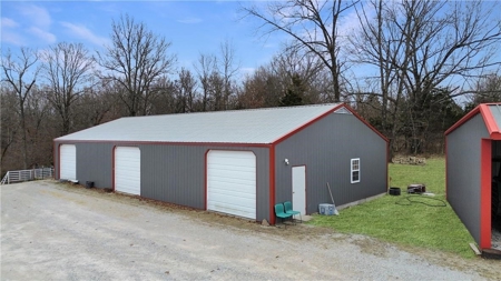 Harrison Executive Luxury Home on 46 Acres, Barns, Ponds - image 4