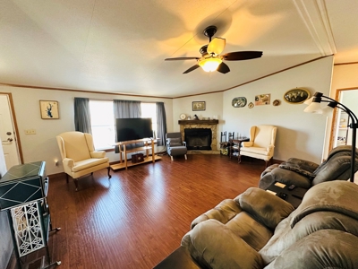 3/2/1 + 40x40 RV CARPORT, WORKSHOP ON 1 ACRE  WINNSBORO, TX - image 10
