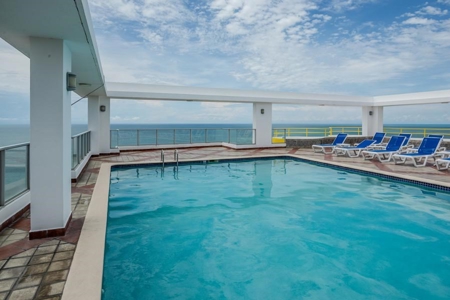Coronado Bay Apartment for rent with Large Balcony - image 24