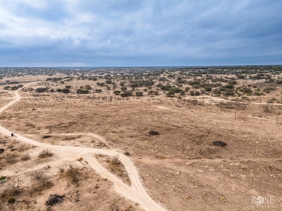 Scenic 157+ Acre Ranch in Sutton County – Prime Hunting - image 25