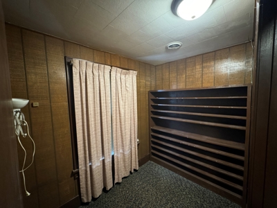 Charming Home for Sale with Highway Frontage in Meta, MO - image 12