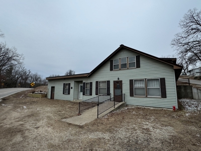 Charming Home for Sale with Highway Frontage in Meta, MO - image 1