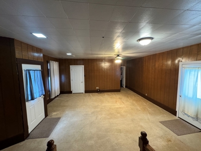 Charming Home for Sale with Highway Frontage in Meta, MO - image 13