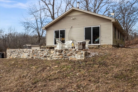 Discover your Dream Property with Live Water - image 44