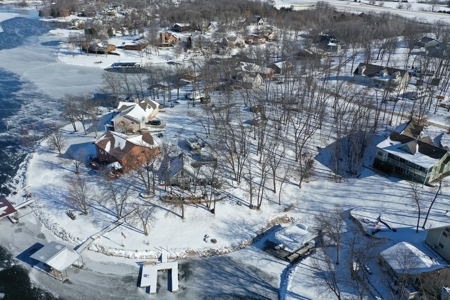 Waterfront Home For Sale - image 38