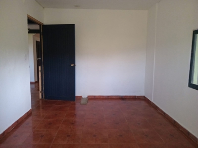 Affordable Fixer-Upper with Spectacular Mountain Views - image 3