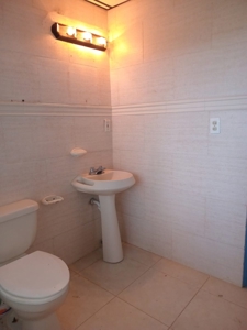 Affordable Fixer-Upper with Spectacular Mountain Views - image 6