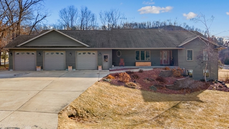 🏡 Golf Course Luxury Meets Serene Country Living! ⛳🌿 - image 42