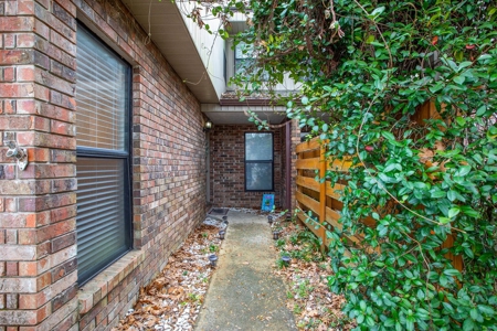 3Bed/2Bath Townhouse In Gainesville, Fl! - image 2