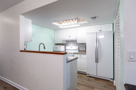 3Bed/2Bath Townhouse In Gainesville, Fl! - image 9