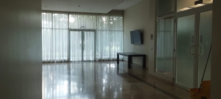 Luxury 3-Bedroom Apartment with Amenities in Punta Pacifica - image 22