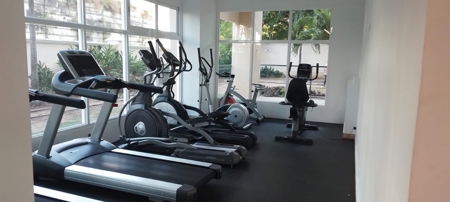 Luxury 3-Bedroom Apartment with Amenities in Punta Pacifica - image 25