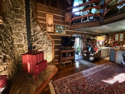 Luxury Home and Shop Small Acreage Little Rocky Mountains - image 29