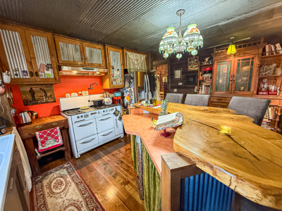 Luxury Home and Shop Small Acreage Little Rocky Mountains - image 45