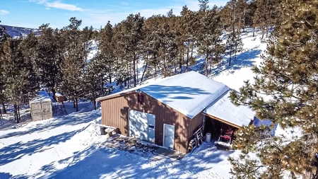Luxury Home and Shop Small Acreage Little Rocky Mountains - image 6