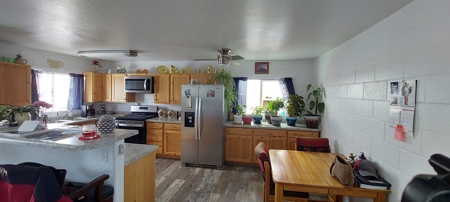 Home & Work  in the Rocky Mountain Southwest Four Corners ! - image 4