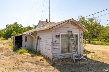 Winters, CA Country Home & Orchard For Sale - image 37