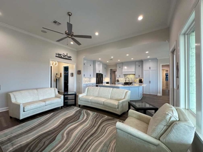 Stunning Country Estate on 19.77 Acres - image 12