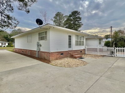 Hartford Alabama Home for Sale w/ Pool! - image 41