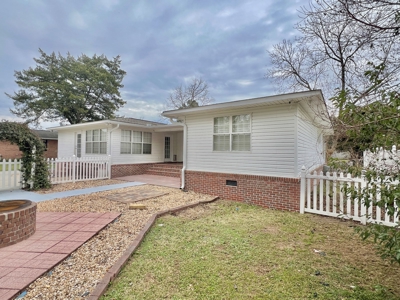 Hartford Alabama Home for Sale w/ Pool! - image 48