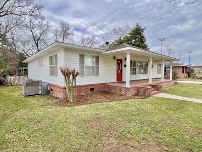 Hartford Alabama Home for Sale w/ Pool! - image 40