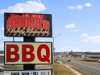 Fully Turnkey BBQ Restaurant in West Plains, MO – For Sale! - image 2