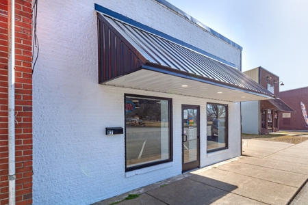 Commercial Property for Sale in Lewis County, Tennessee - image 3