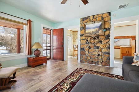 Farmhouse FOR SALE in Mancos, Colorado - image 15