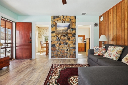 Farmhouse FOR SALE in Mancos, Colorado - image 17