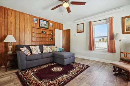 Farmhouse FOR SALE in Mancos, Colorado - image 12