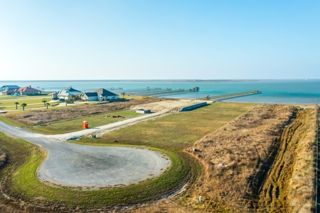 Waterfront Lot In Rockport, Tx - image 2